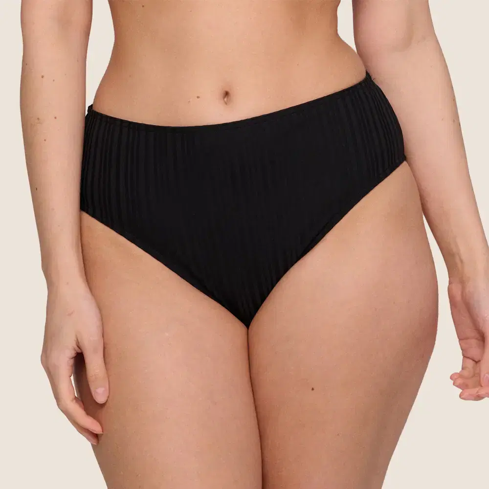 Kiruna Hög bikinitrosa